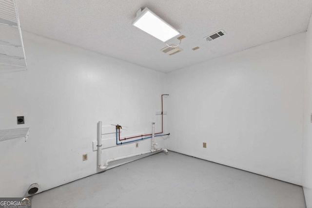 4490 Dallas Street, Acworth, GA 30101
