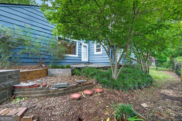 4490 Dallas Street, Acworth, GA 30101
