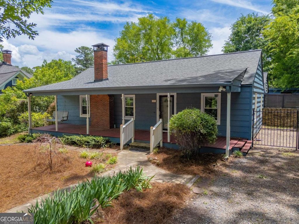 4490 Dallas Street, Acworth, GA 30101