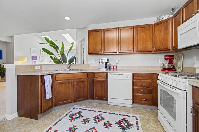 536 Boulderstone Lane, Chelsea, MI 48118