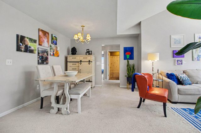 536 Boulderstone Lane, Chelsea, MI 48118