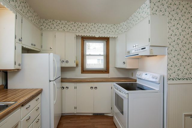 614 Elm Street NE, Hutchinson, MN 55350