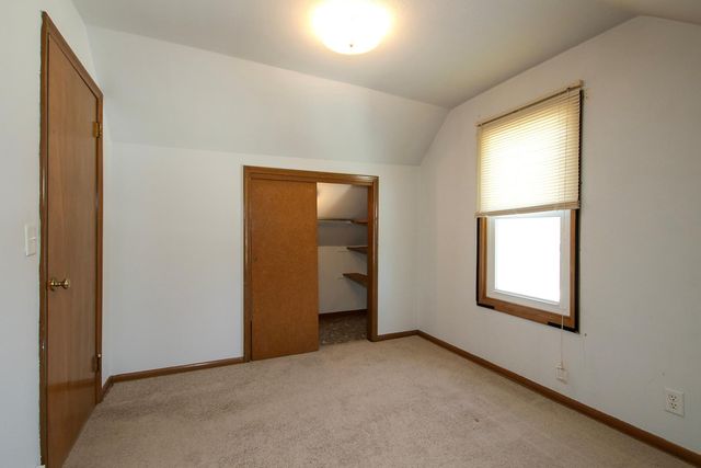 614 Elm Street NE, Hutchinson, MN 55350