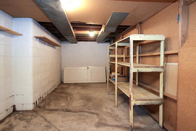 614 Elm Street NE, Hutchinson, MN 55350