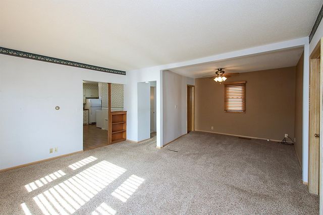 614 Elm Street NE, Hutchinson, MN 55350