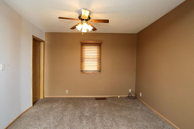 614 Elm Street NE, Hutchinson, MN 55350