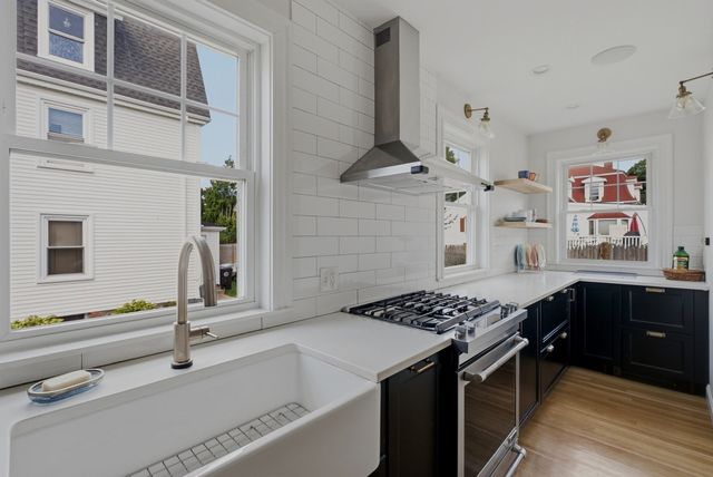 31 High Street 1, Beverly, MA 01915