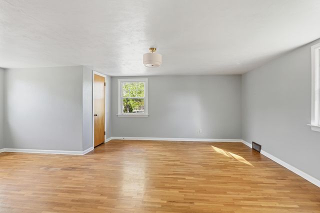 3440 ROLSTON Street, Fort Wayne, IN 46805