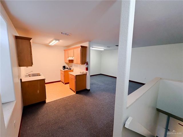 1530 N Cage Boulevard, Pharr, TX 78577