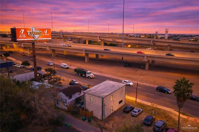 1530 N Cage Boulevard, Pharr, TX 78577