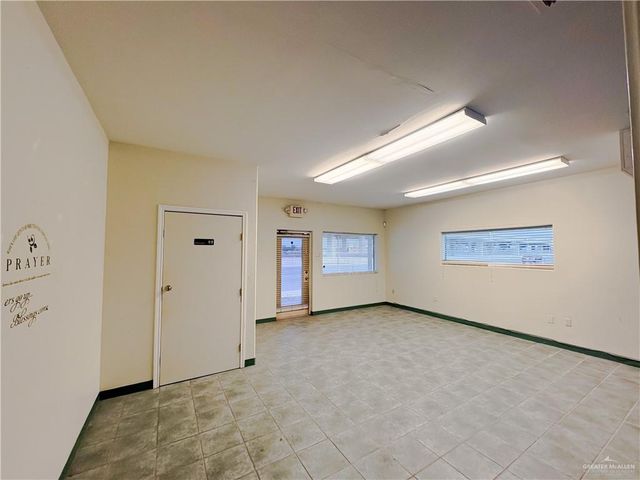 1530 N Cage Boulevard, Pharr, TX 78577