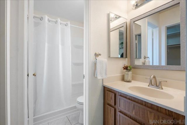 5103 Mandarin Dr, Oceanside, CA 92056