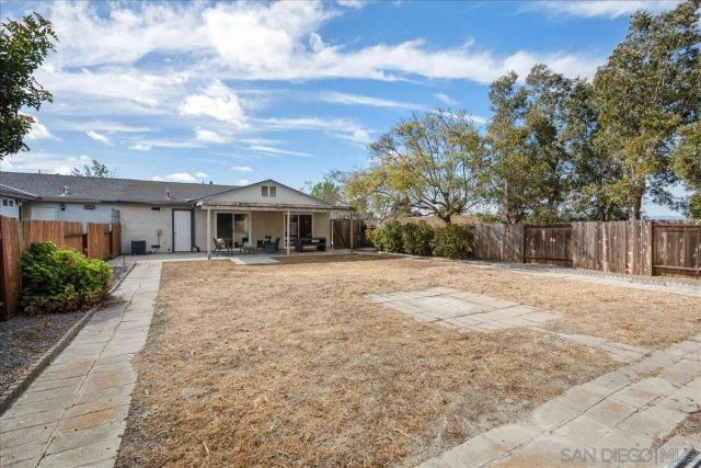 5103 Mandarin Dr, Oceanside, CA 92056