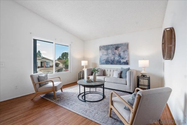 5103 Mandarin Dr, Oceanside, CA 92056