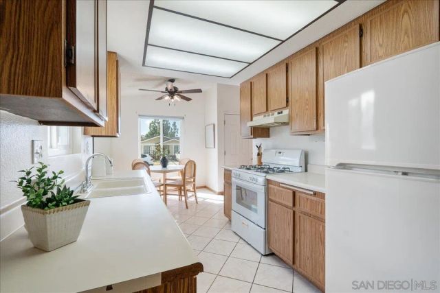 5103 Mandarin Dr, Oceanside, CA 92056