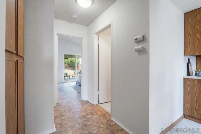 5103 Mandarin Dr, Oceanside, CA 92056