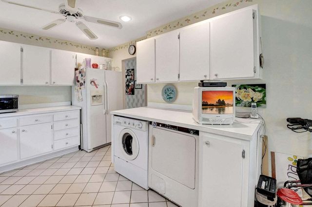 23 Westgate Lane B, Boynton Beach, FL 33436
