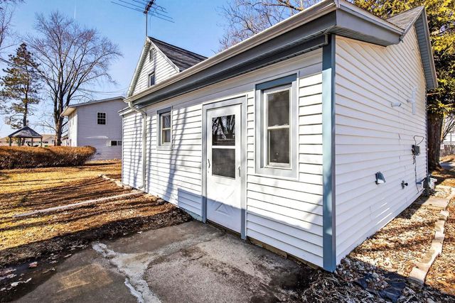 314 EAGLE STREET, Seymour, WI 54165