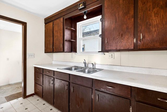 314 EAGLE STREET, Seymour, WI 54165