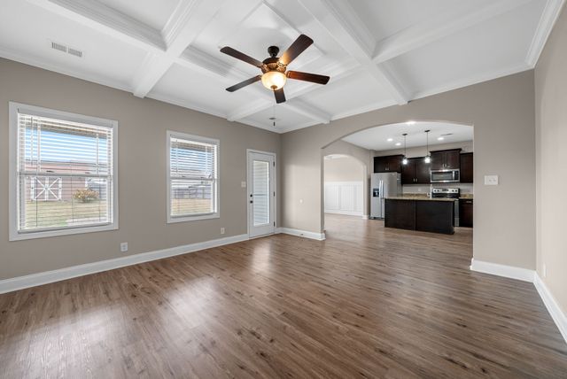 1236 Winterset Dr, Clarksville, TN 37040