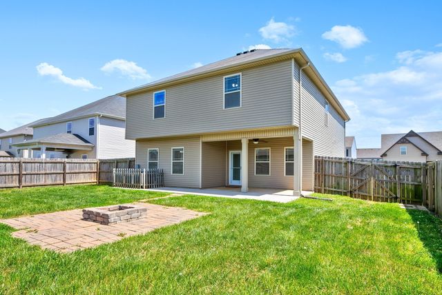 1236 Winterset Dr, Clarksville, TN 37040
