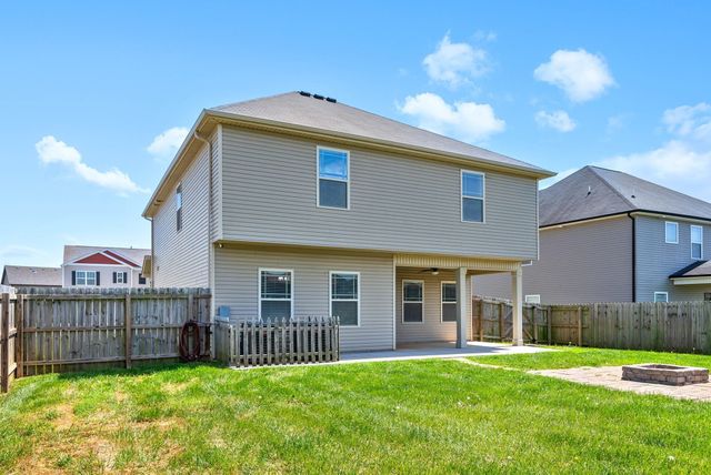 1236 Winterset Dr, Clarksville, TN 37040