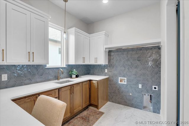 1207 N 71st Place, Broken Arrow, OK 74014