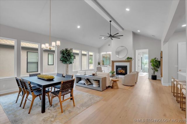 1207 N 71st Place, Broken Arrow, OK 74014