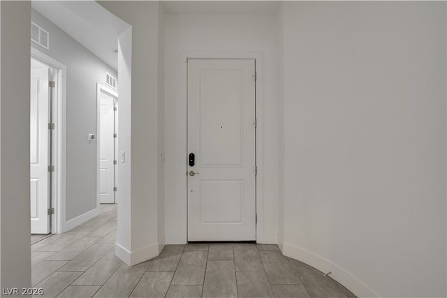 6020 Langreo Lane, Las Vegas, NV 89135