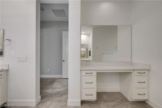 6020 Langreo Lane, Las Vegas, NV 89135