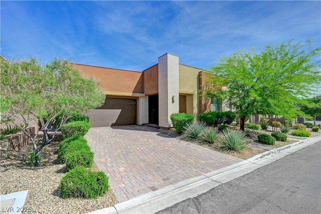 6020 Langreo Lane, Las Vegas, NV 89135