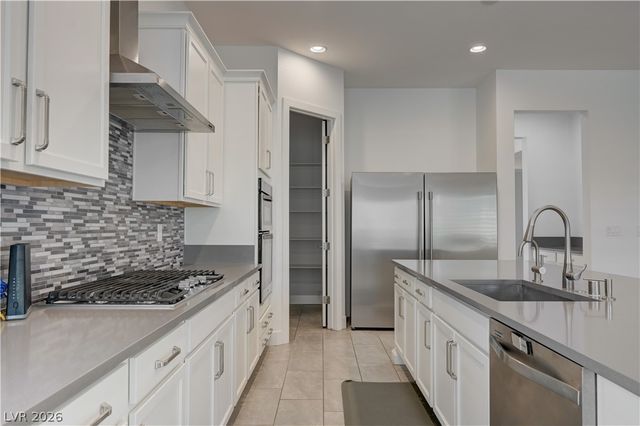 6020 Langreo Lane, Las Vegas, NV 89135