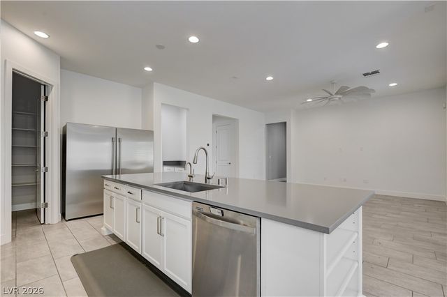 6020 Langreo Lane, Las Vegas, NV 89135