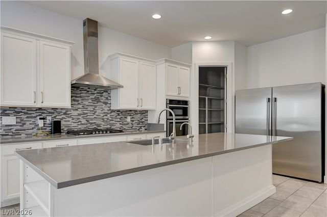 6020 Langreo Lane, Las Vegas, NV 89135