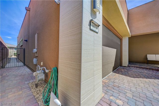 6020 Langreo Lane, Las Vegas, NV 89135