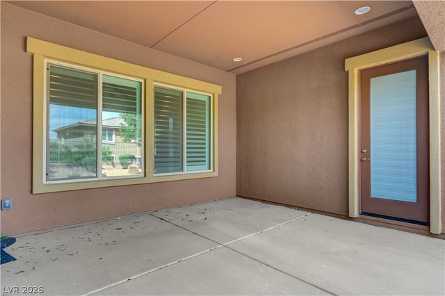 6020 Langreo Lane, Las Vegas, NV 89135