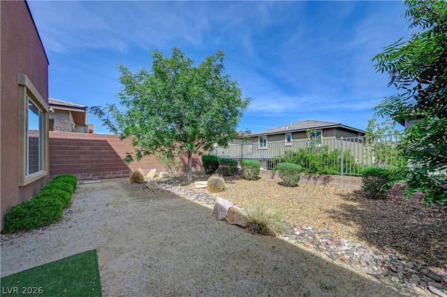 6020 Langreo Lane, Las Vegas, NV 89135