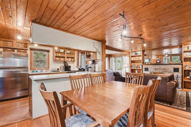 13830 Red Arrow Highway, Three Oaks, MI 49128