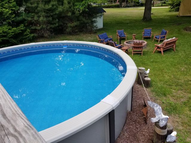 13830 Red Arrow Highway, Three Oaks, MI 49128