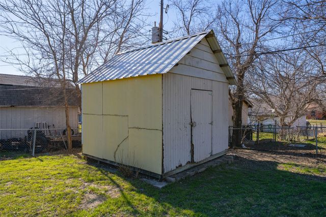 4907 Camille Court, Fort Worth, TX 76135