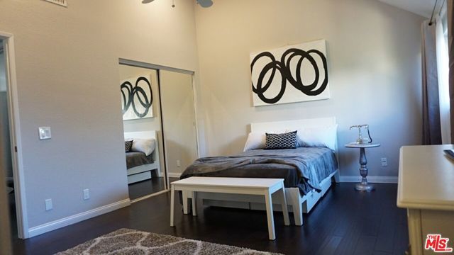 5644 Etiwanda Avenue 7, Tarzana (los Angeles), CA 91356