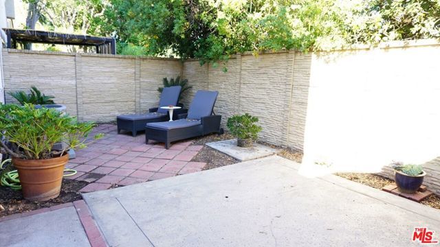 5644 Etiwanda Avenue 7, Tarzana (los Angeles), CA 91356