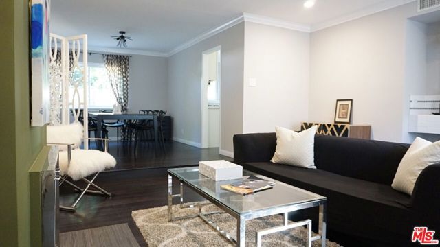 5644 Etiwanda Avenue 7, Tarzana (los Angeles), CA 91356