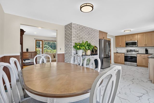 762 Center St, Ludlow, MA 01056