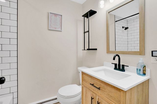 762 Center St, Ludlow, MA 01056