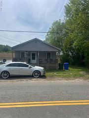 413 Hunter ST, Suffolk, VA 23434