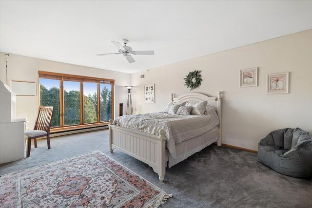 19755 Brian DRIVE, Brookfield, WI 53045