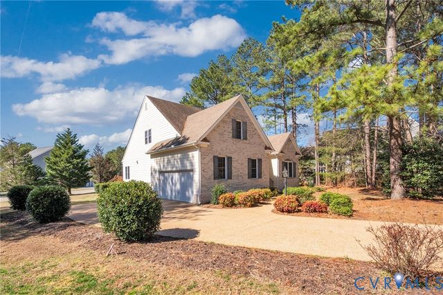 4748 Royal Burgess Ct, Providence Forge, VA 23140