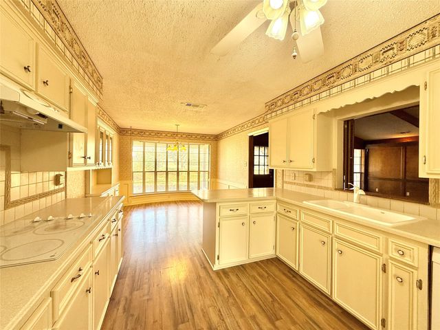 155 Sunset Drive, Murphy, TX 75094