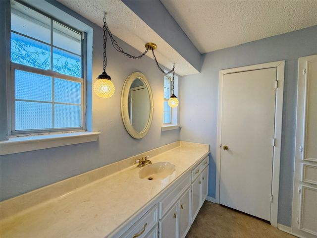 155 Sunset Drive, Murphy, TX 75094